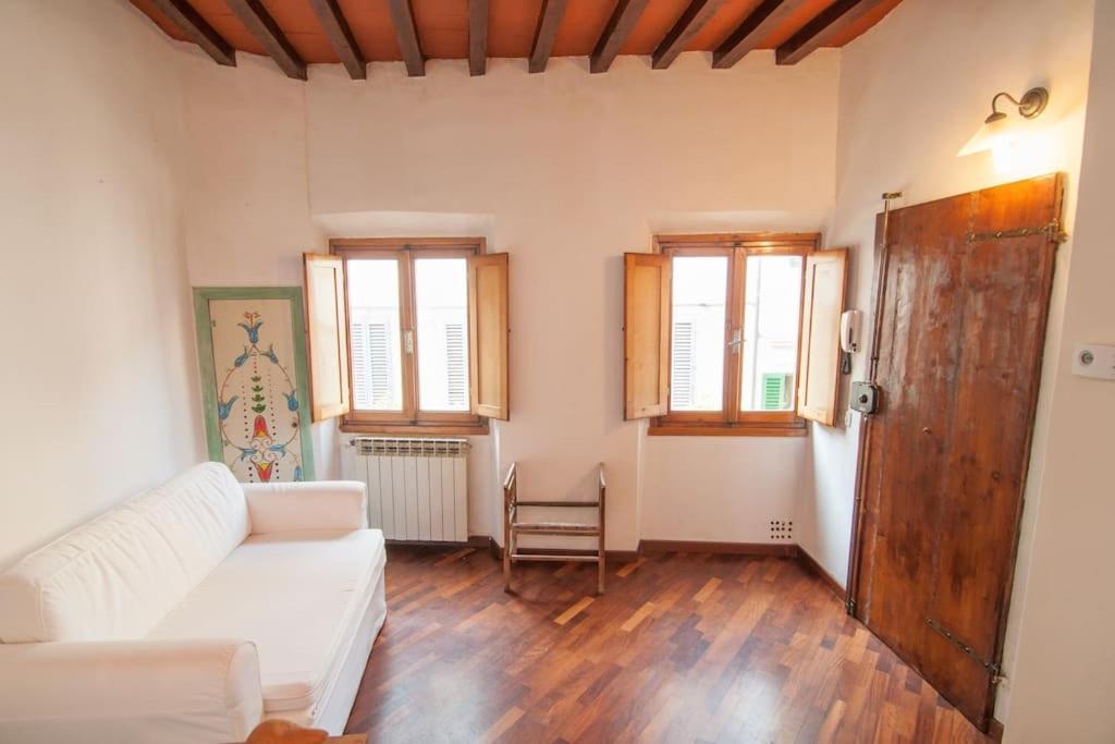 Romantic In San Frediano Apartamento Florencia