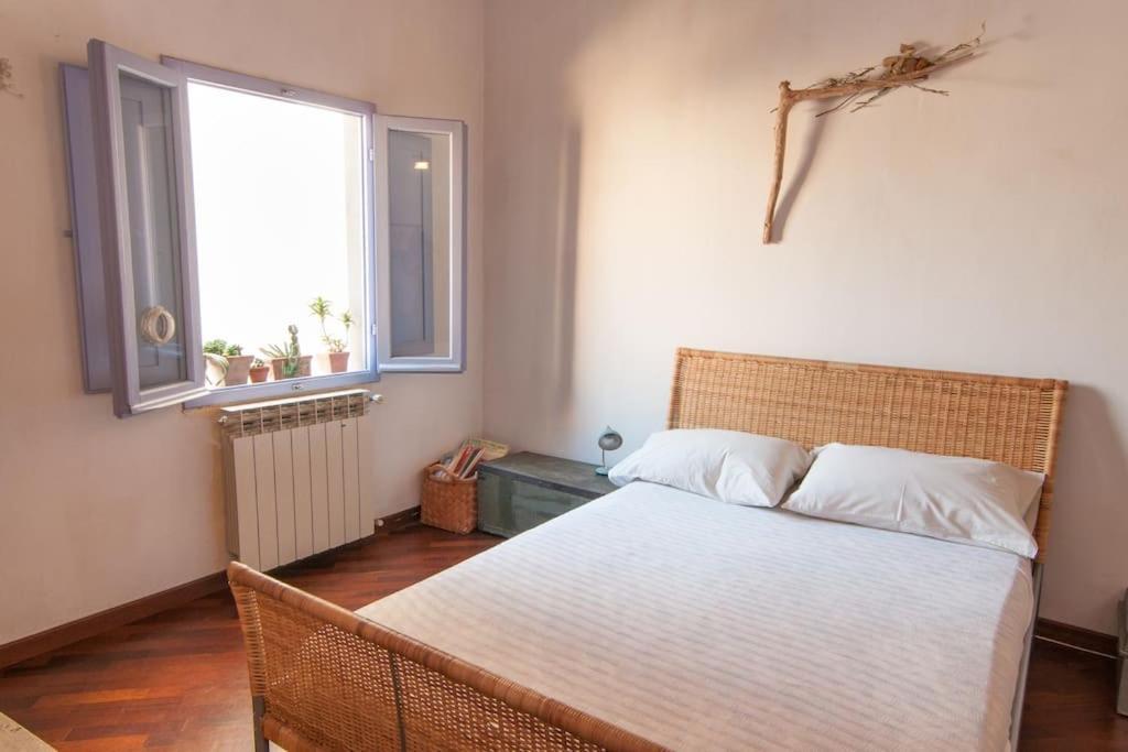 Romantic In San Frediano